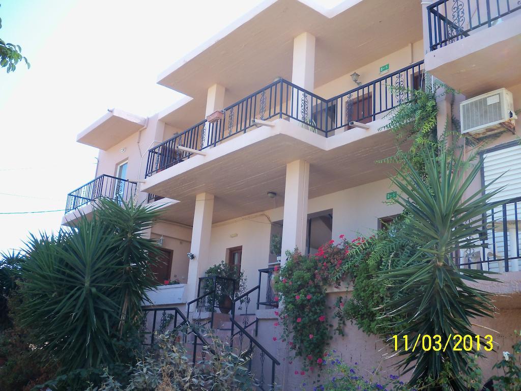 Nikolas Apartments Kato Daratso Habitación foto